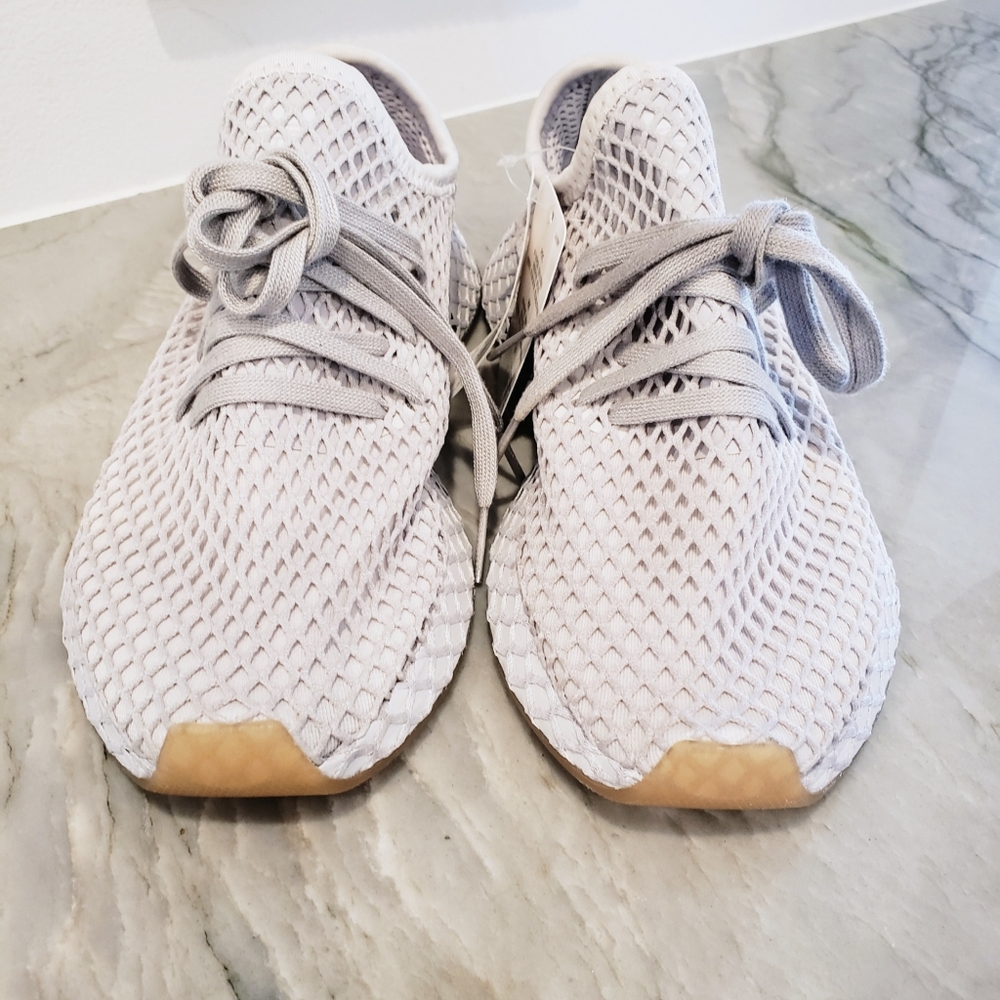 Adidas Deerupt Runner Shoe 4.5